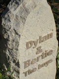 Cadby rustic limestone obelisk 2